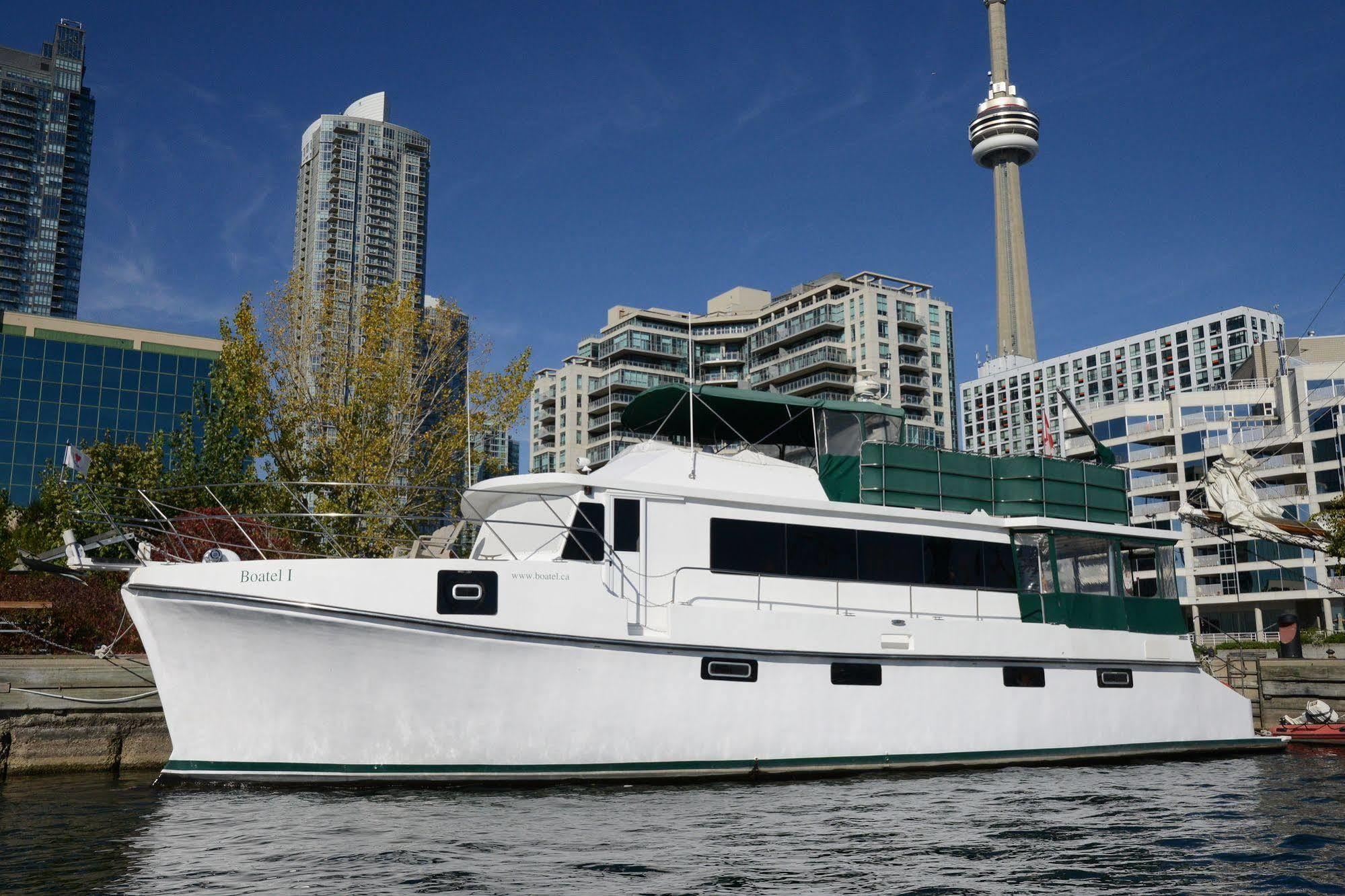 Bed and Breakfast Making Waves Boatel Торонто Экстерьер фото